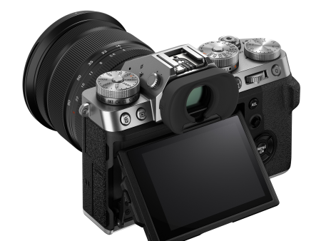 Fujifilm X-T5 Mirrorless Camera with 16-80mm Lens - Silver Online Sale