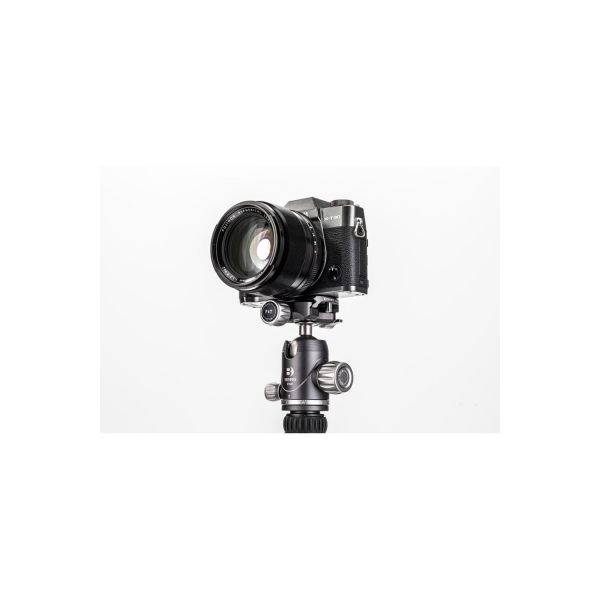 Benro Bat One Series Aluminum Travel Tripod with VX20 Ball Head (65.2 ) Fashion